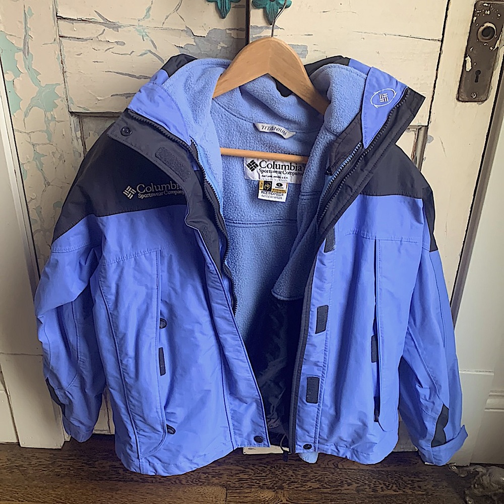 Ski coat